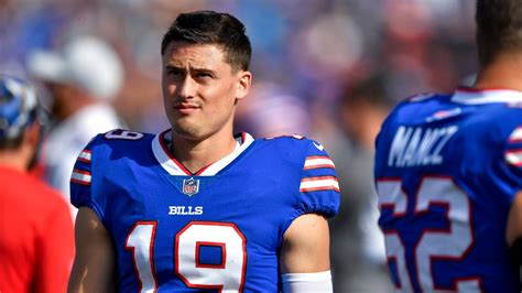 3 min. Former Buffalo Bills and San Diego State punter Matt Araiza will be dropped from a lawsuit filed by a woman who alleged she was raped by him and San Diego State football players in 2021 ...